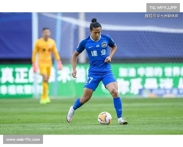 越南球员加盟中超适应记：文化融合与赛场表现